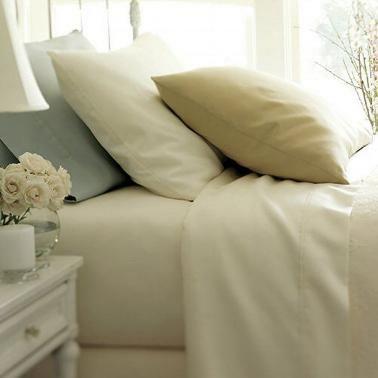 Fehér vászon ágynemű
